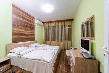 Фотографии Отель Hotel Tishina г. Старозагорски-Бани (Болгария) №3 Фото Отель Hotel Tishina г. Старозагорски-Бани 3