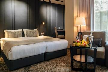 Фото номера Двухместный номер Делюкс с 1 кроватью Отель Spa Hotel Calista г. Старозагорски-Бани 4