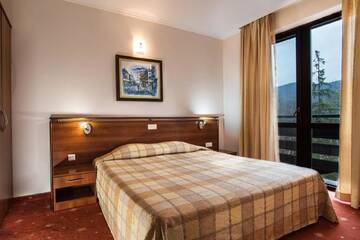 Фотографии Отель Hotel Izvor г. Старозагорски-Бани (Болгария) №2 Фото Отель Hotel Izvor г. Старозагорски-Бани 2